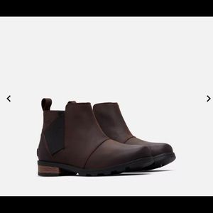 SOREL EMELIE™ CHELSEA WOMEN BOOTS